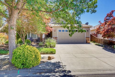 Tiny photo for 1007 Highbury Drive, Medford, OR 97501 (MLS # 220225851)