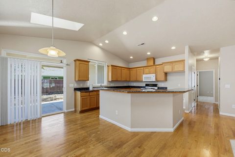 Tiny photo for 1007 Highbury Drive, Medford, OR 97501 (MLS # 220225851)