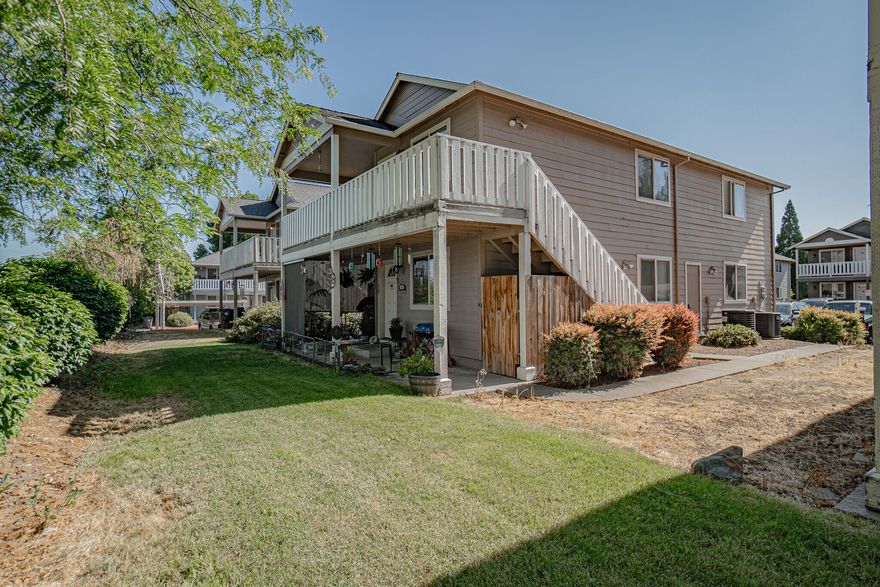 This Central Point Duplex Is A Great Investment Opportunity! A very well maintained duplex that is just minutes from shopping and schools. The upper unit was recently updated. Each unit is 1,110 square feet and 3 bedroom / 2 bathroom. Both units are currently rented.