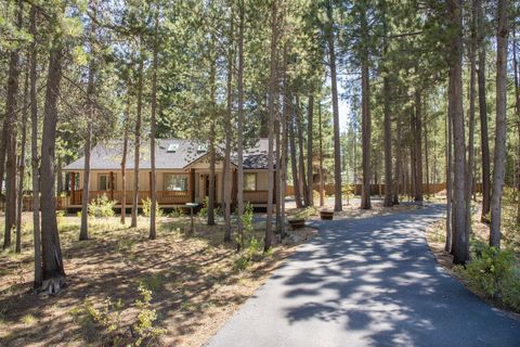 Tiny photo for 56718 Bandley Road, Bend, OR 97707 (MLS # 220213251)