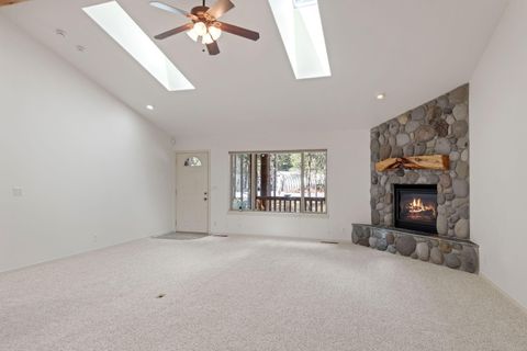 Tiny photo for 56718 Bandley Road, Bend, OR 97707 (MLS # 220213251)