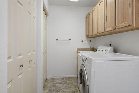 Tiny photo for 56718 Bandley Road, Bend, OR 97707 (MLS # 220213251)