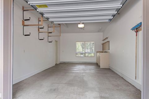 Tiny photo for 56718 Bandley Road, Bend, OR 97707 (MLS # 220213251)