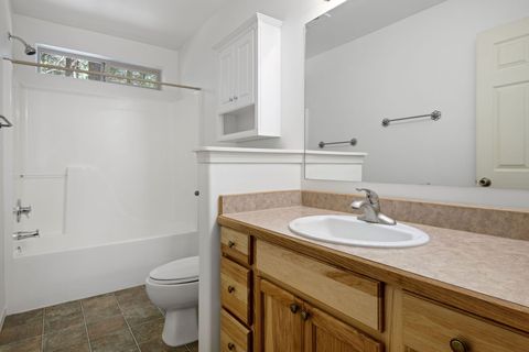 Tiny photo for 56718 Bandley Road, Bend, OR 97707 (MLS # 220213251)