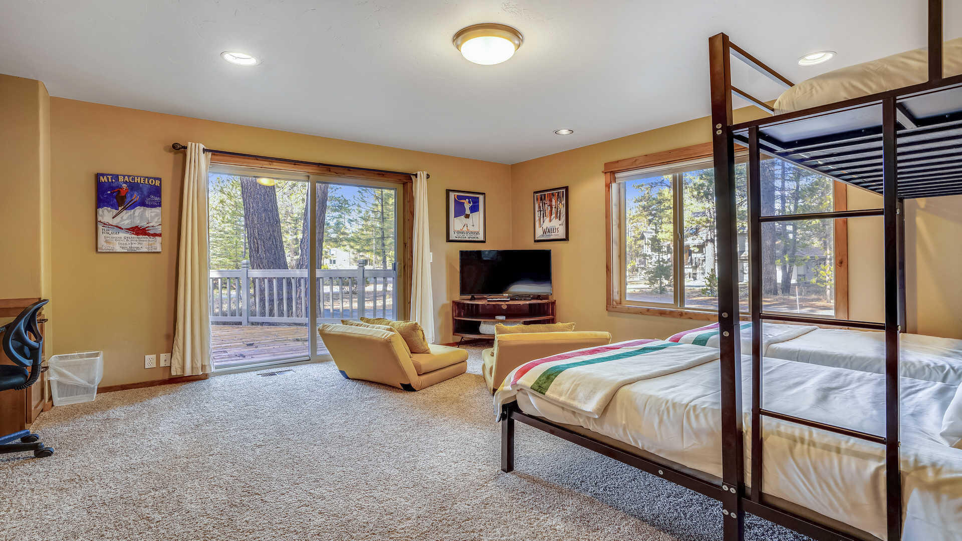 Fairway Point Villag - Residential