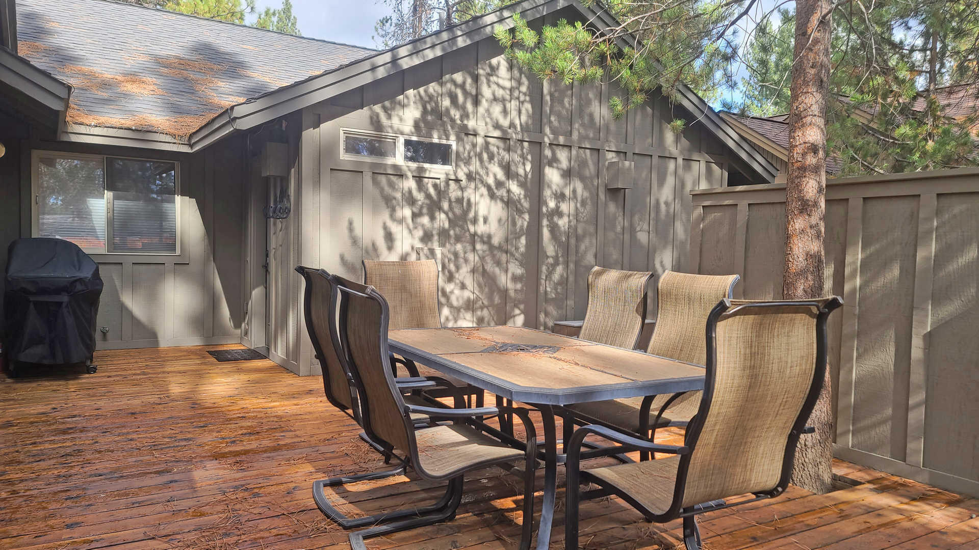 Fairway Point Villag - Residential