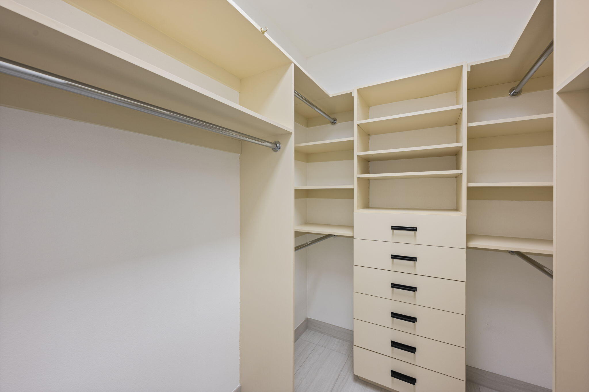 Broken Top - Residential