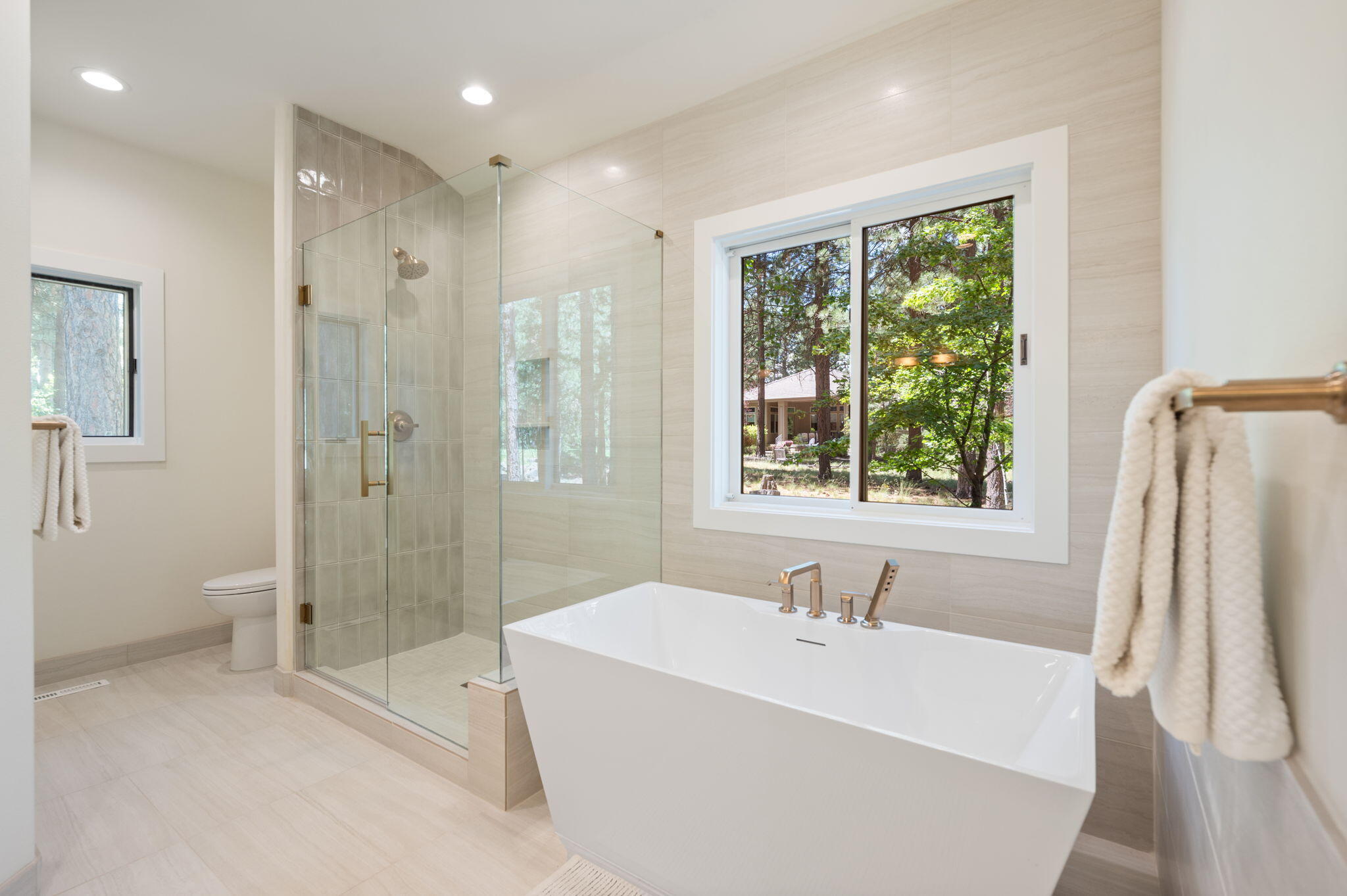 Broken Top - Residential