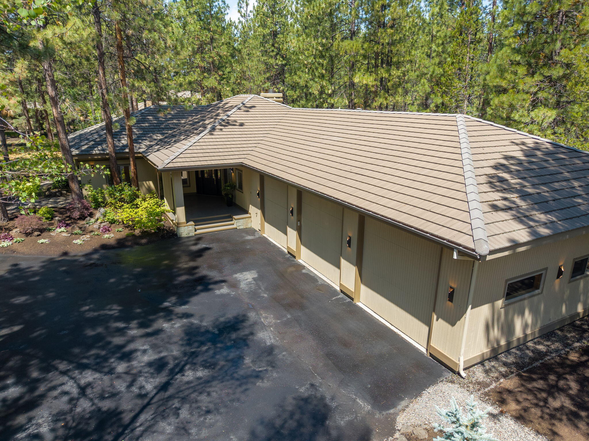 Broken Top - Residential