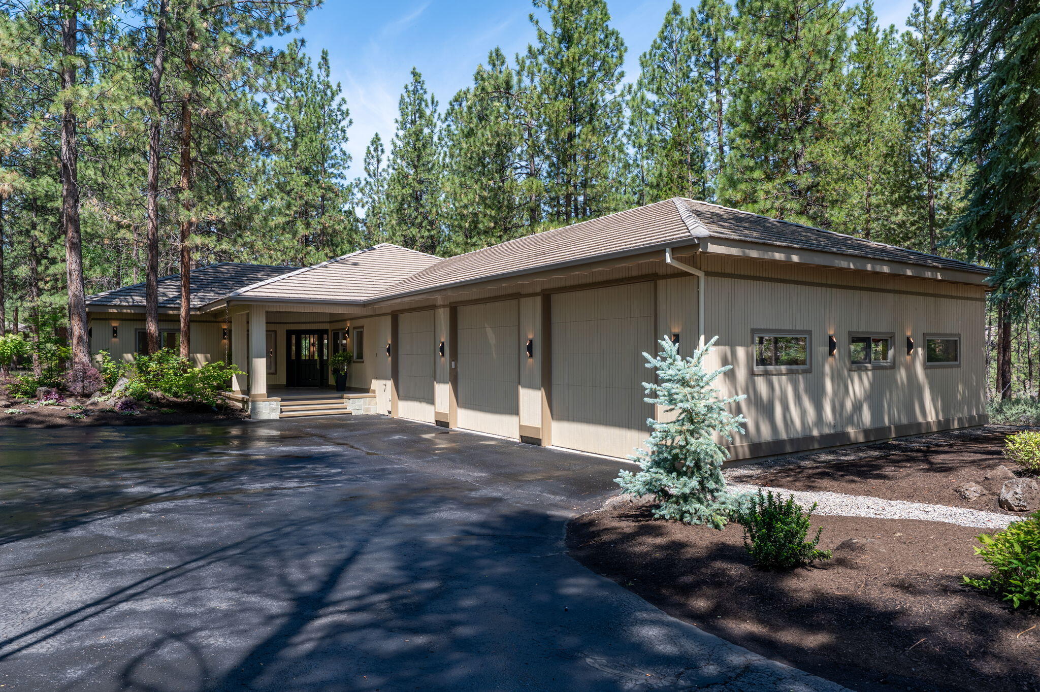 Broken Top - Residential