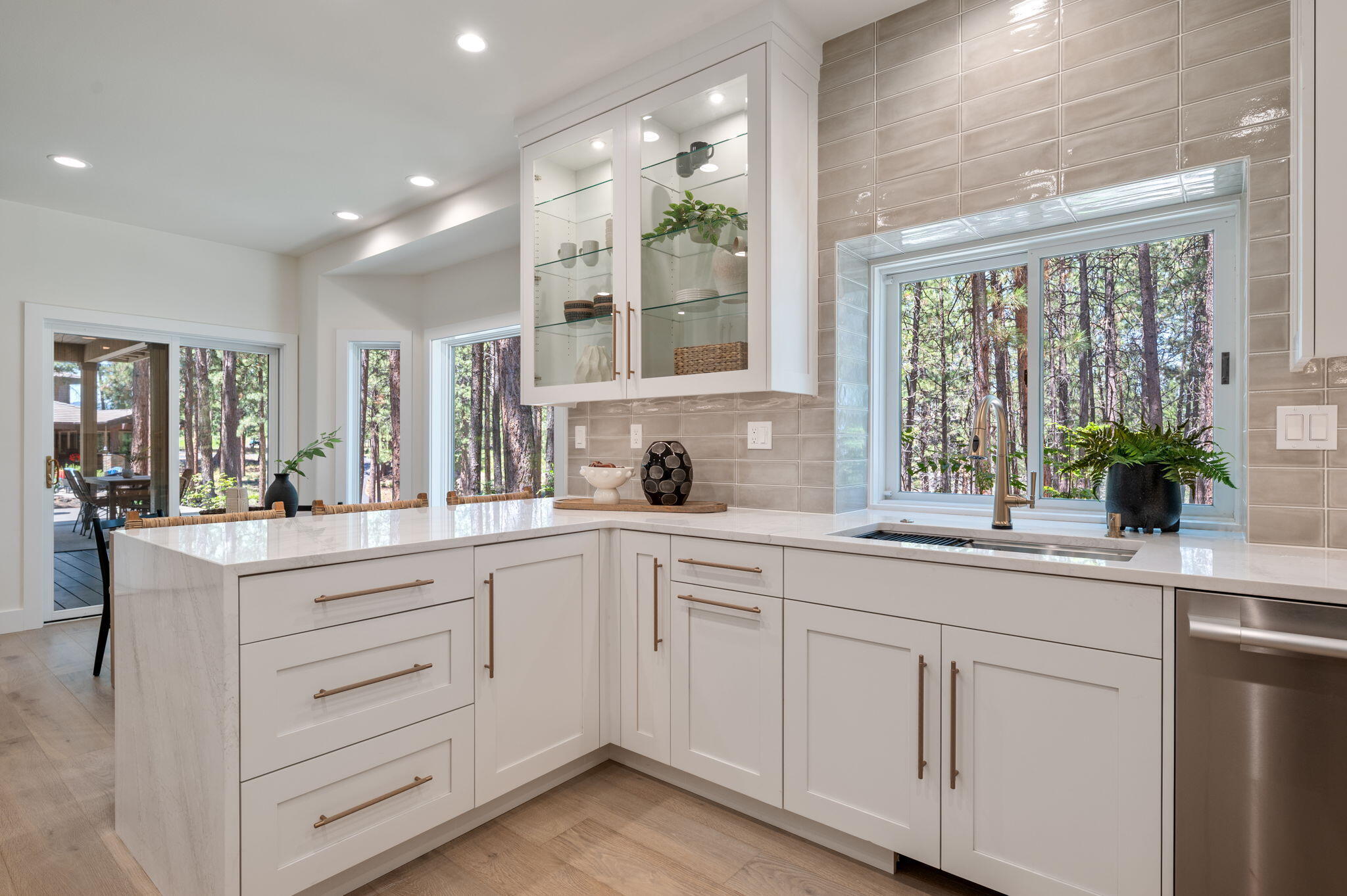 Broken Top - Residential