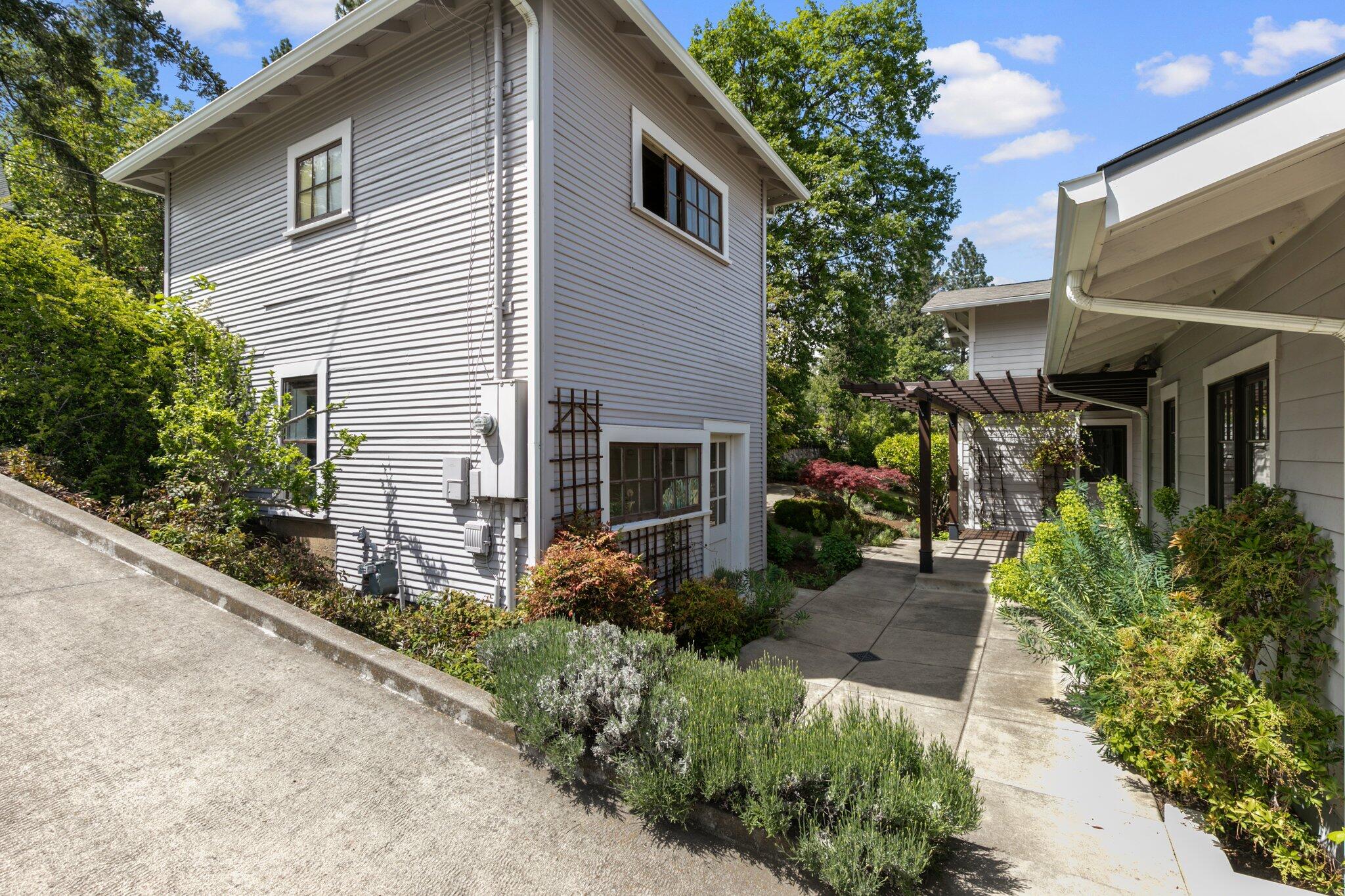 Highland Park Tract (ashland) - Residential