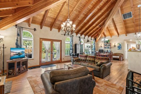 Tiny photo for 710 Debrick Way, Grants Pass, OR 97526 (MLS # 220221295)