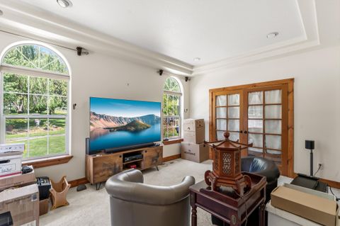 Tiny photo for 710 Debrick Way, Grants Pass, OR 97526 (MLS # 220221295)