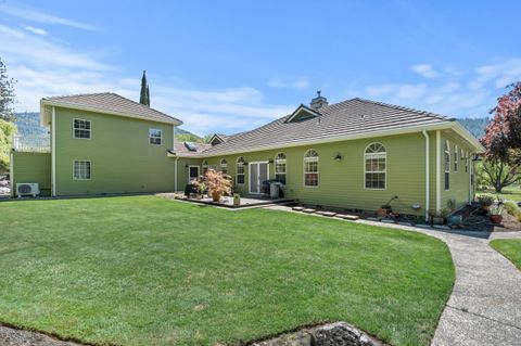 Tiny photo for 710 Debrick Way, Grants Pass, OR 97526 (MLS # 220221295)