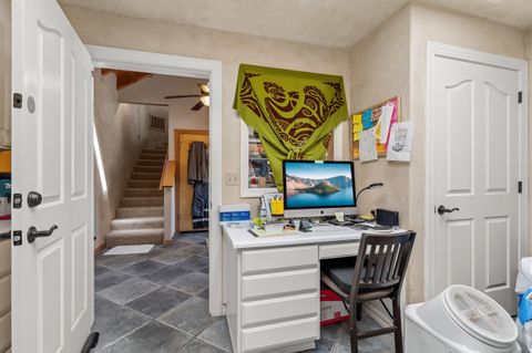 Tiny photo for 710 Debrick Way, Grants Pass, OR 97526 (MLS # 220221295)