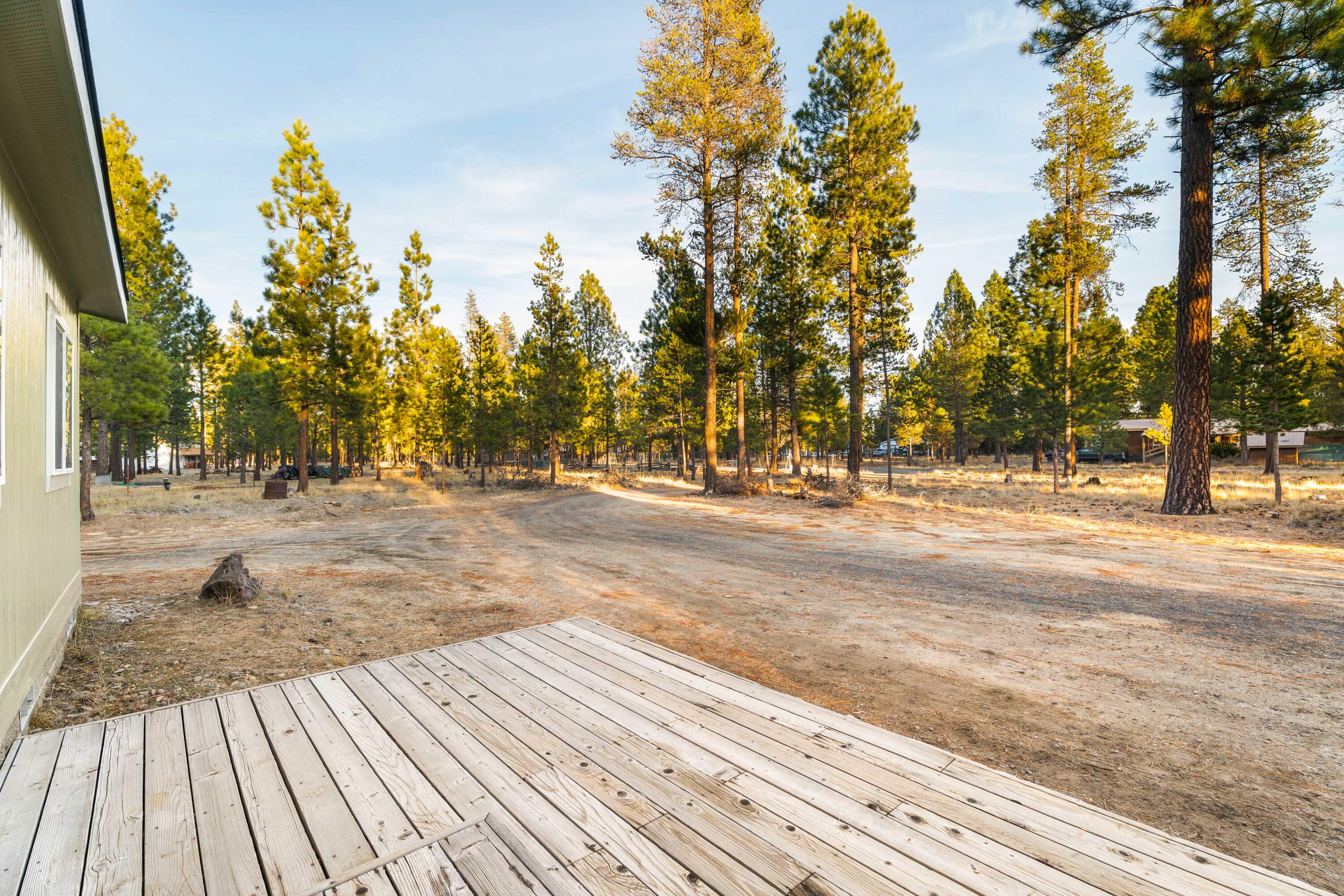 Wagon Trail Acreages - Residential