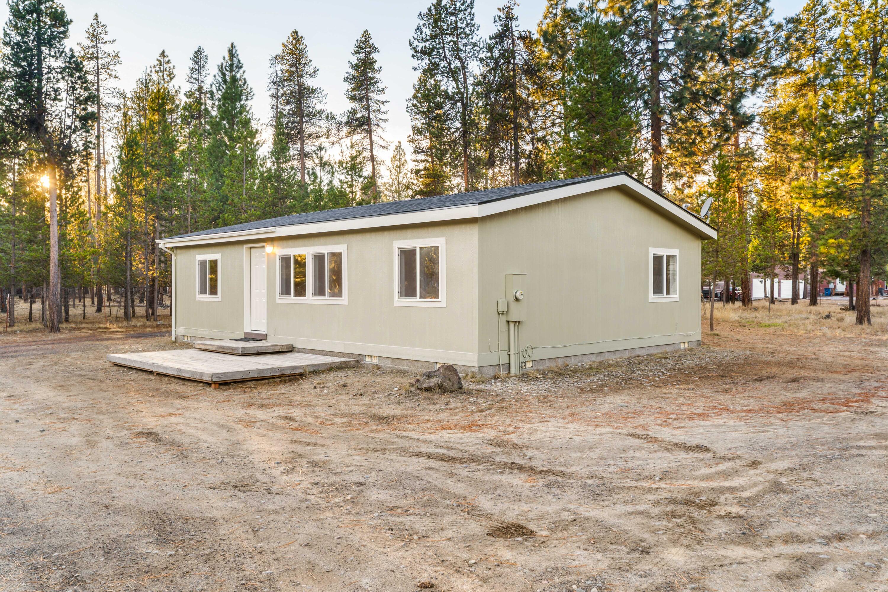 Wagon Trail Acreages - Residential