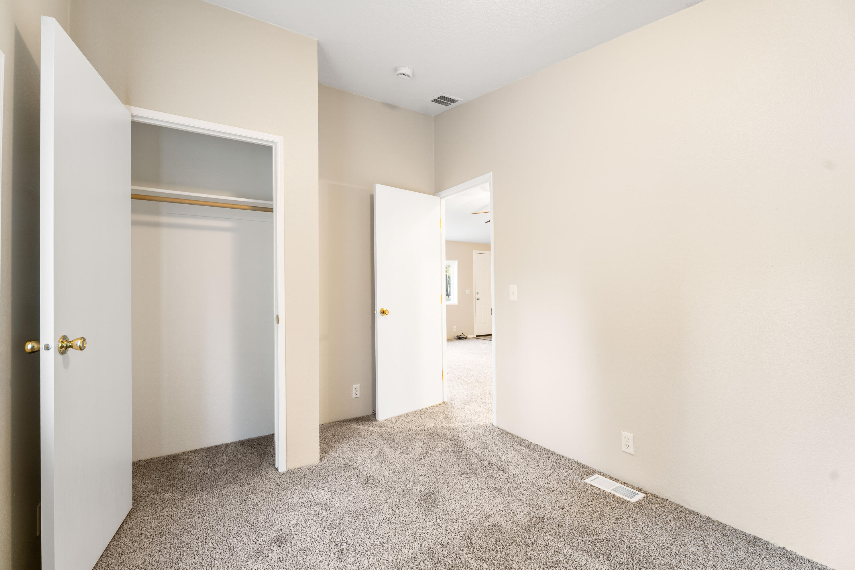 Wagon Trail Acreages - Residential