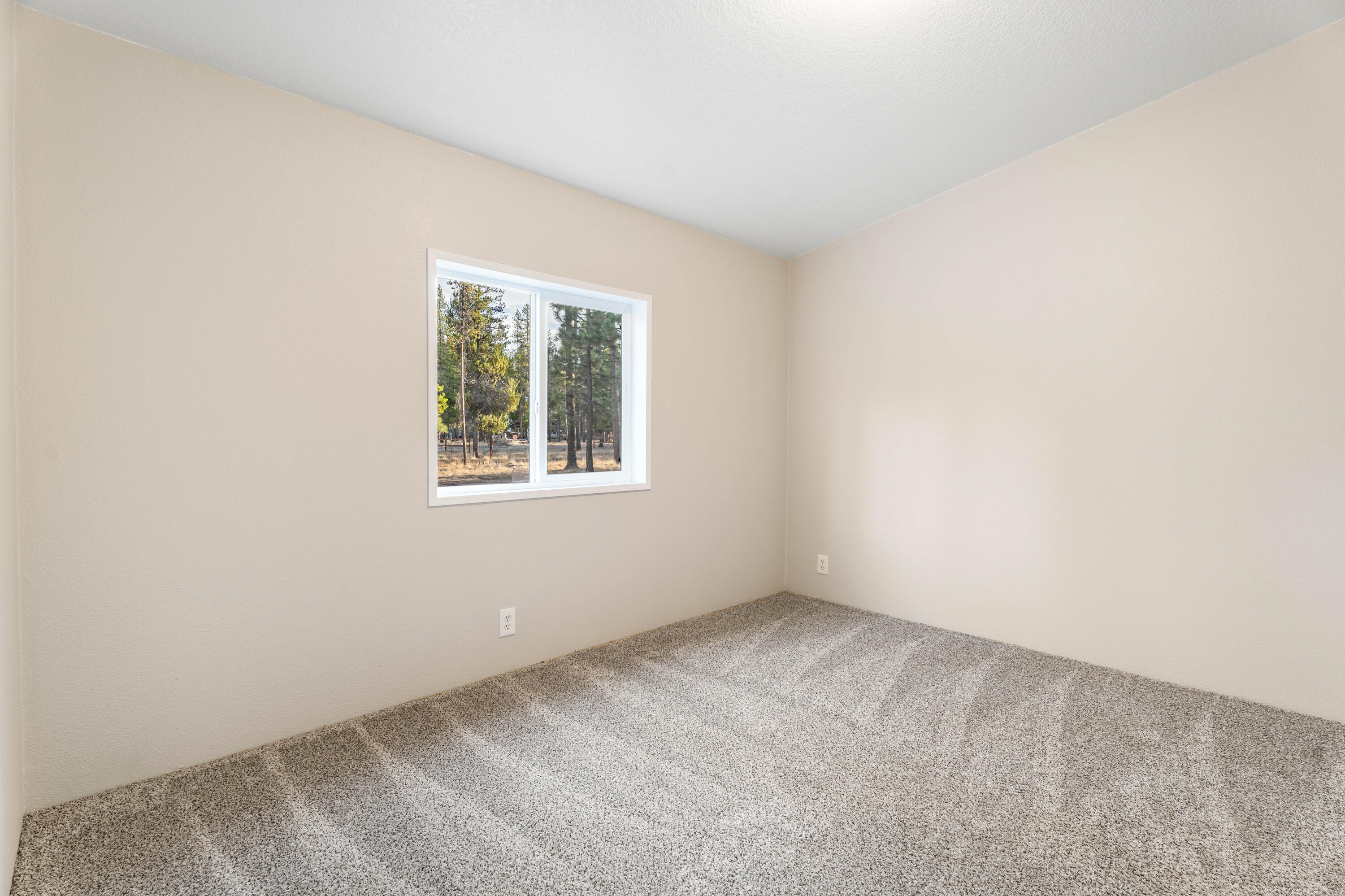 Wagon Trail Acreages - Residential