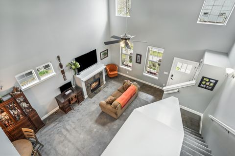 Tiny photo for 63127 NE De Haviland Street, Bend, OR 97701 (MLS # 220219822)