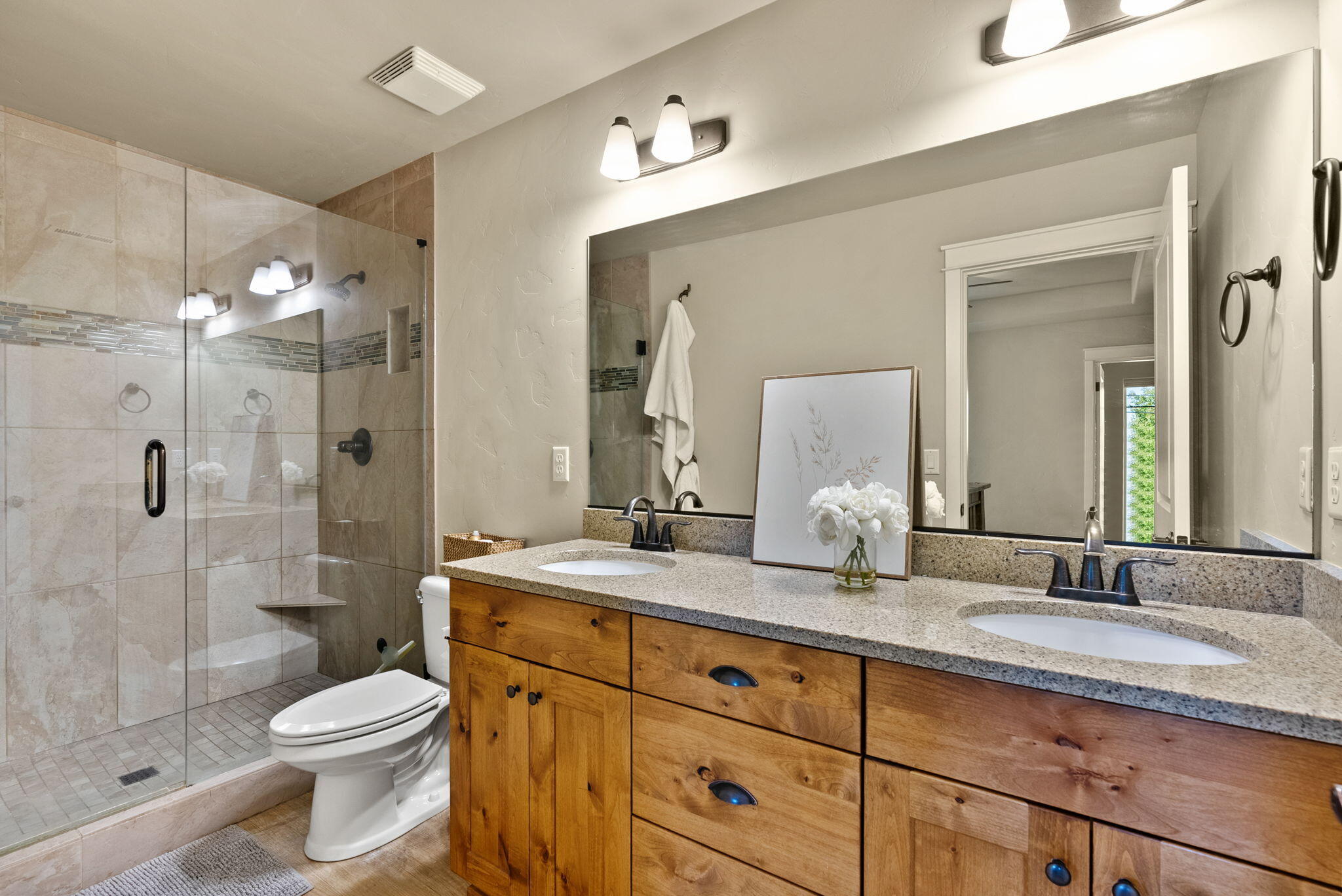 Lava Ridges - Residential