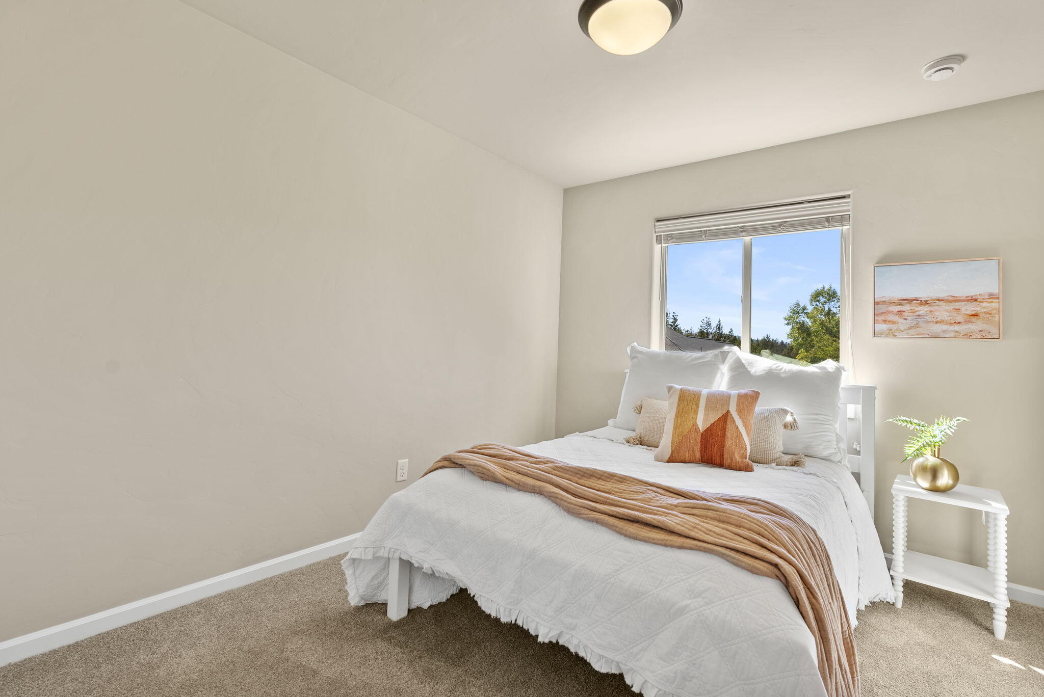 Lava Ridges - Residential