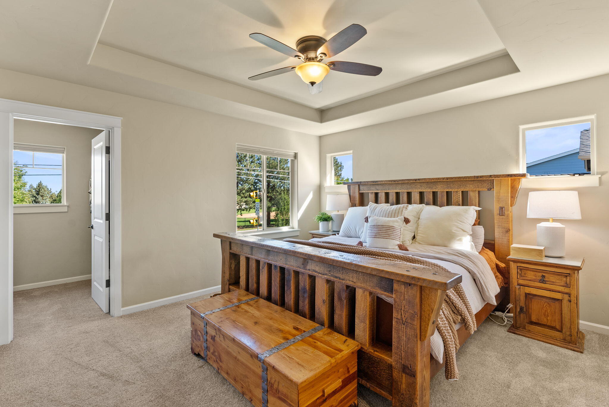 Lava Ridges - Residential