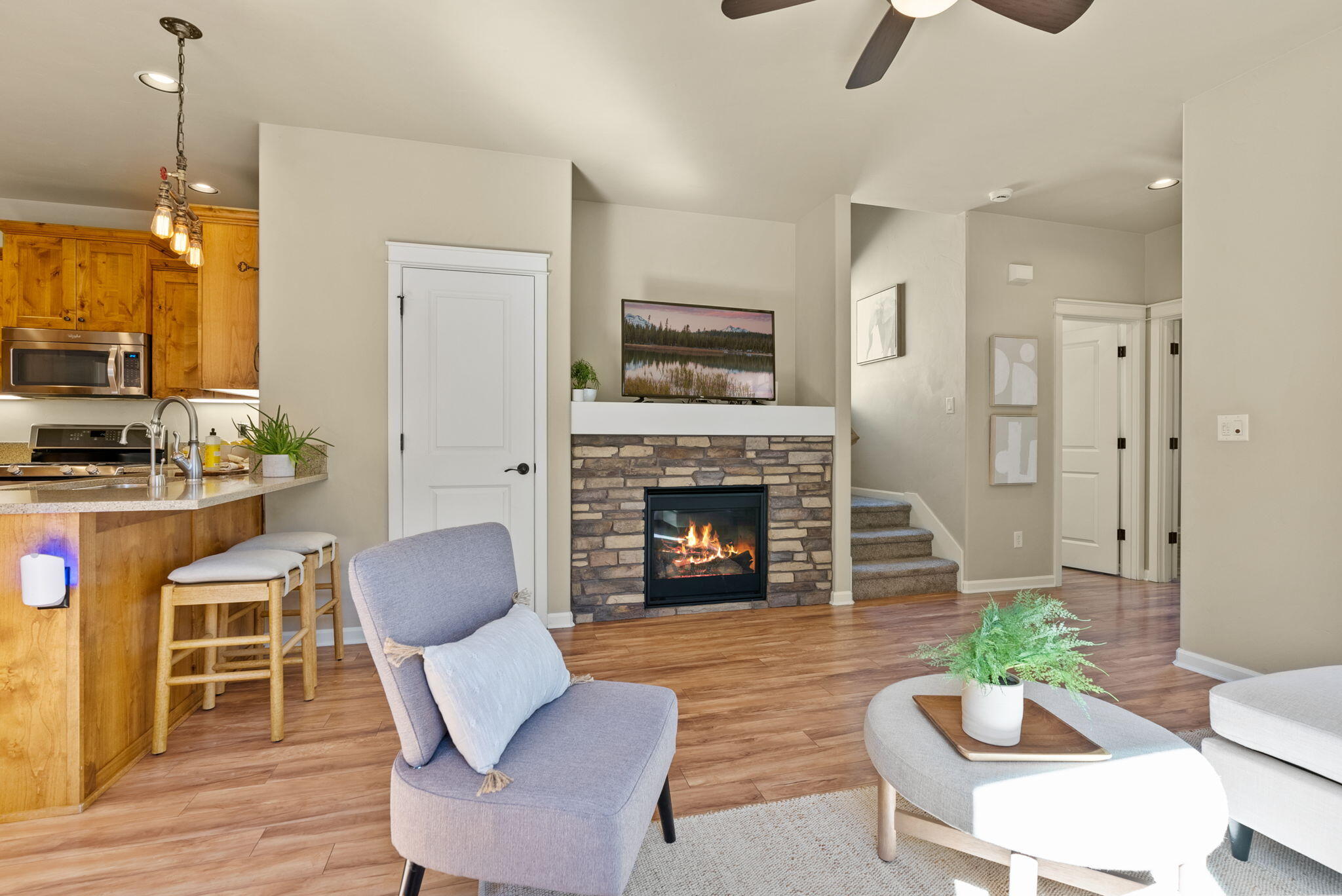 Lava Ridges - Residential