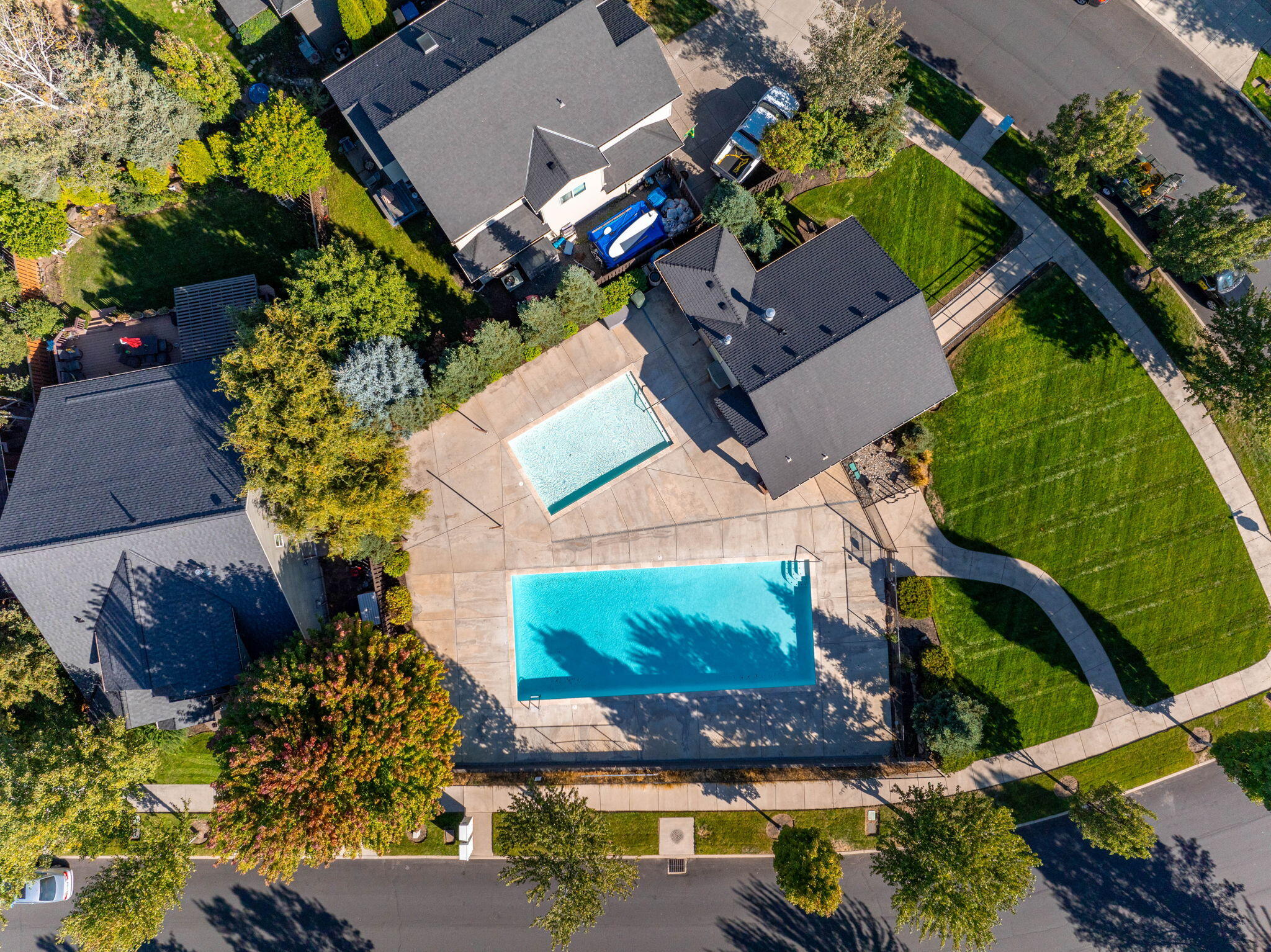 Lava Ridges - Residential