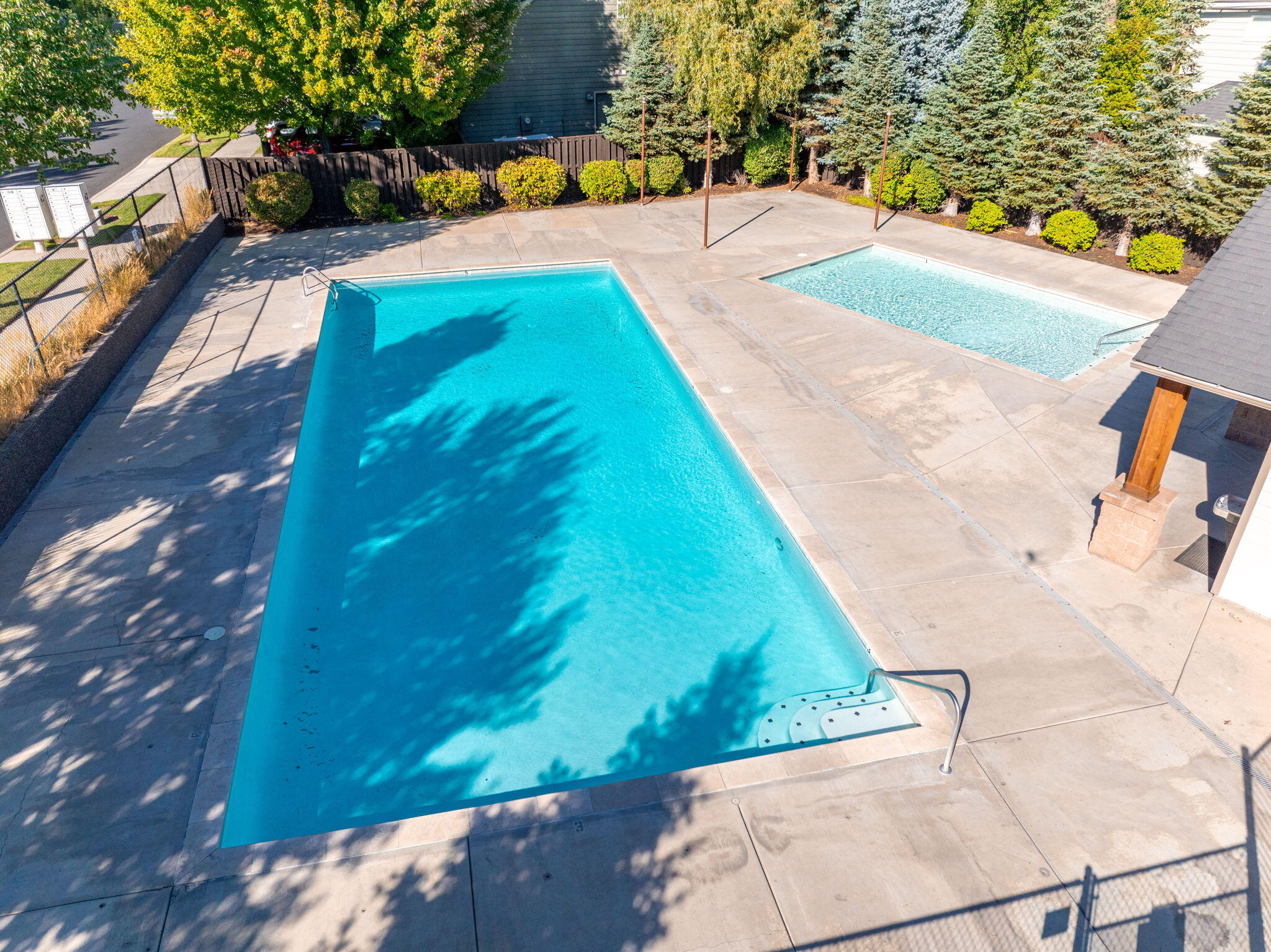 Lava Ridges - Residential