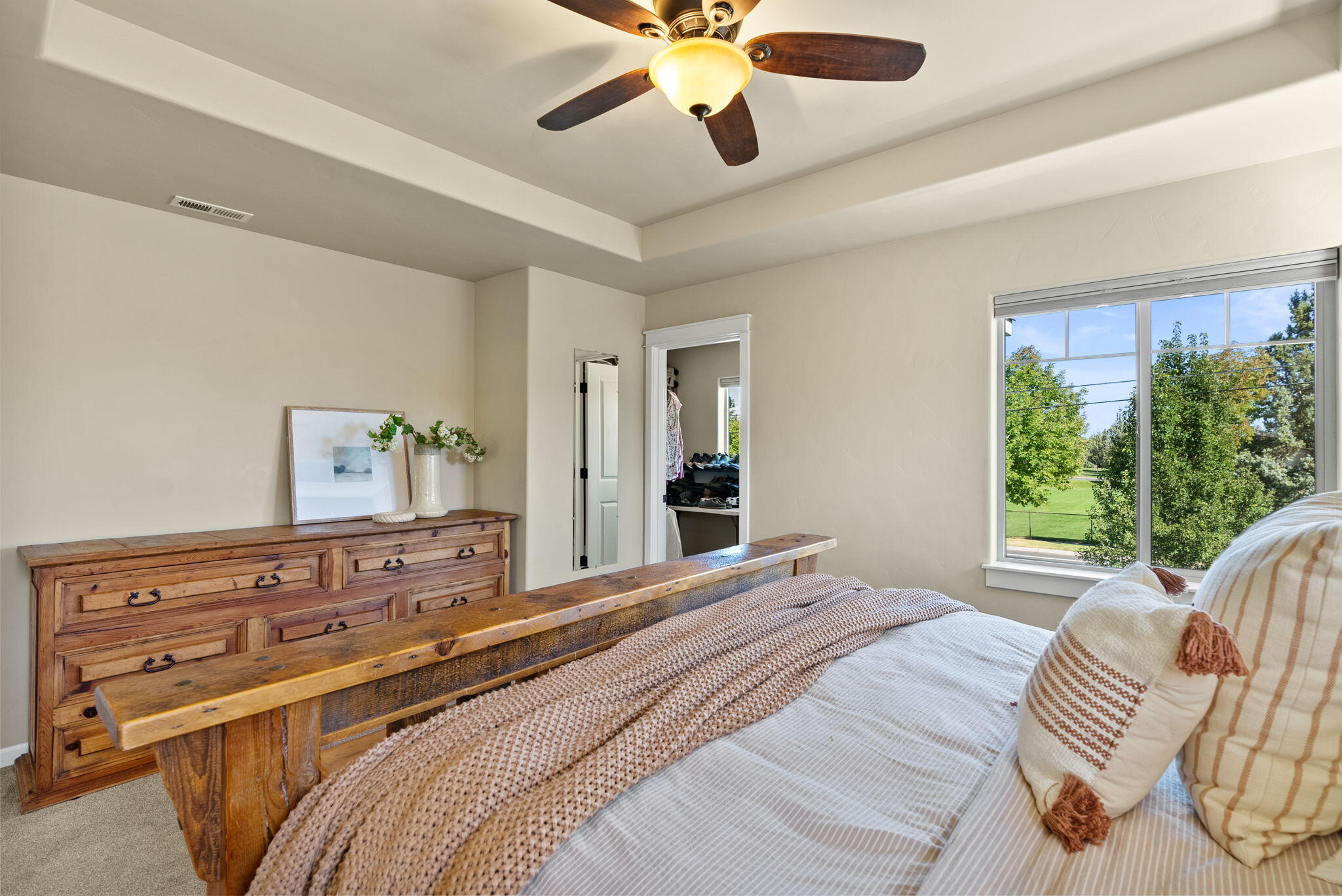 Lava Ridges - Residential