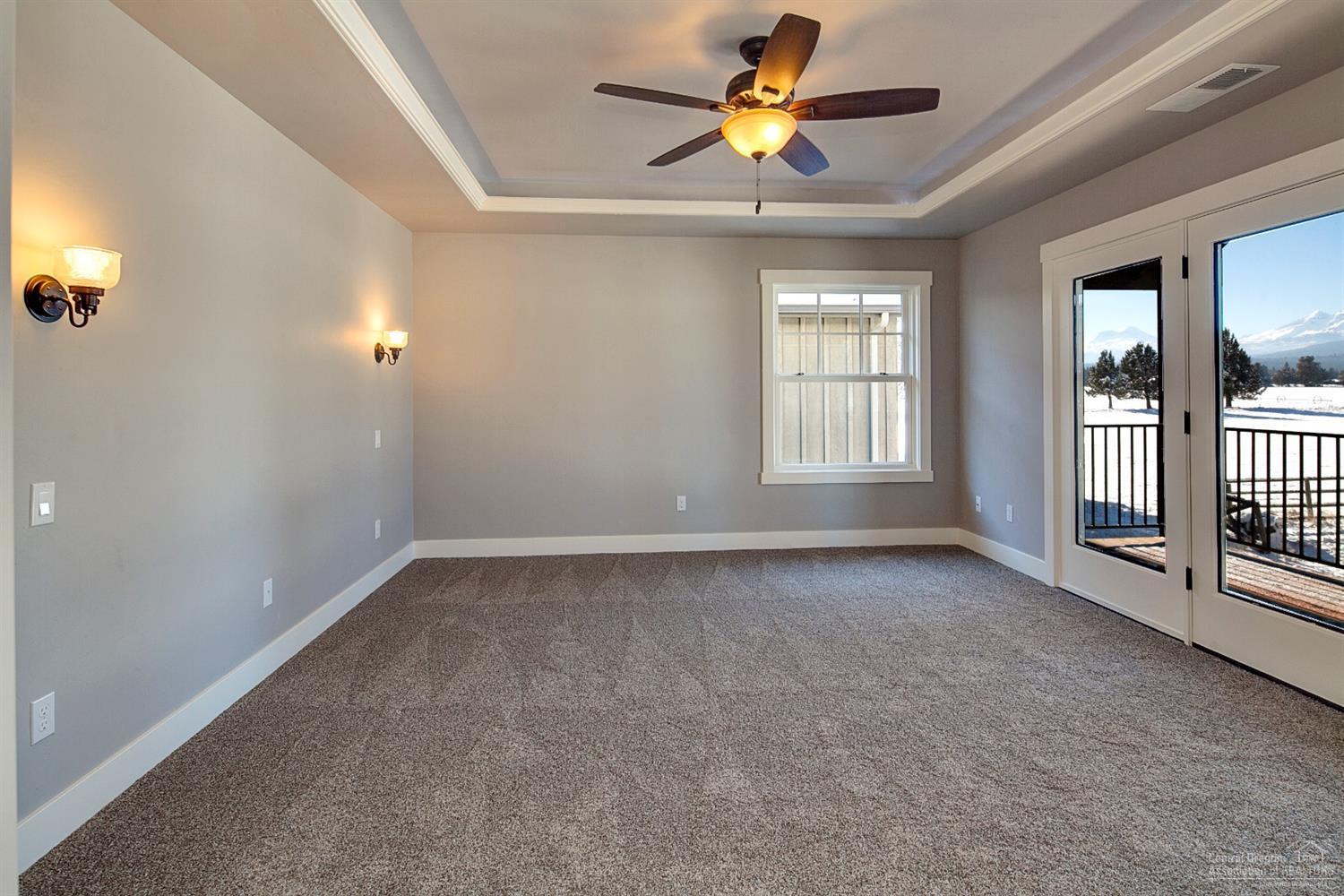 Pine Meadow Vill - Residential