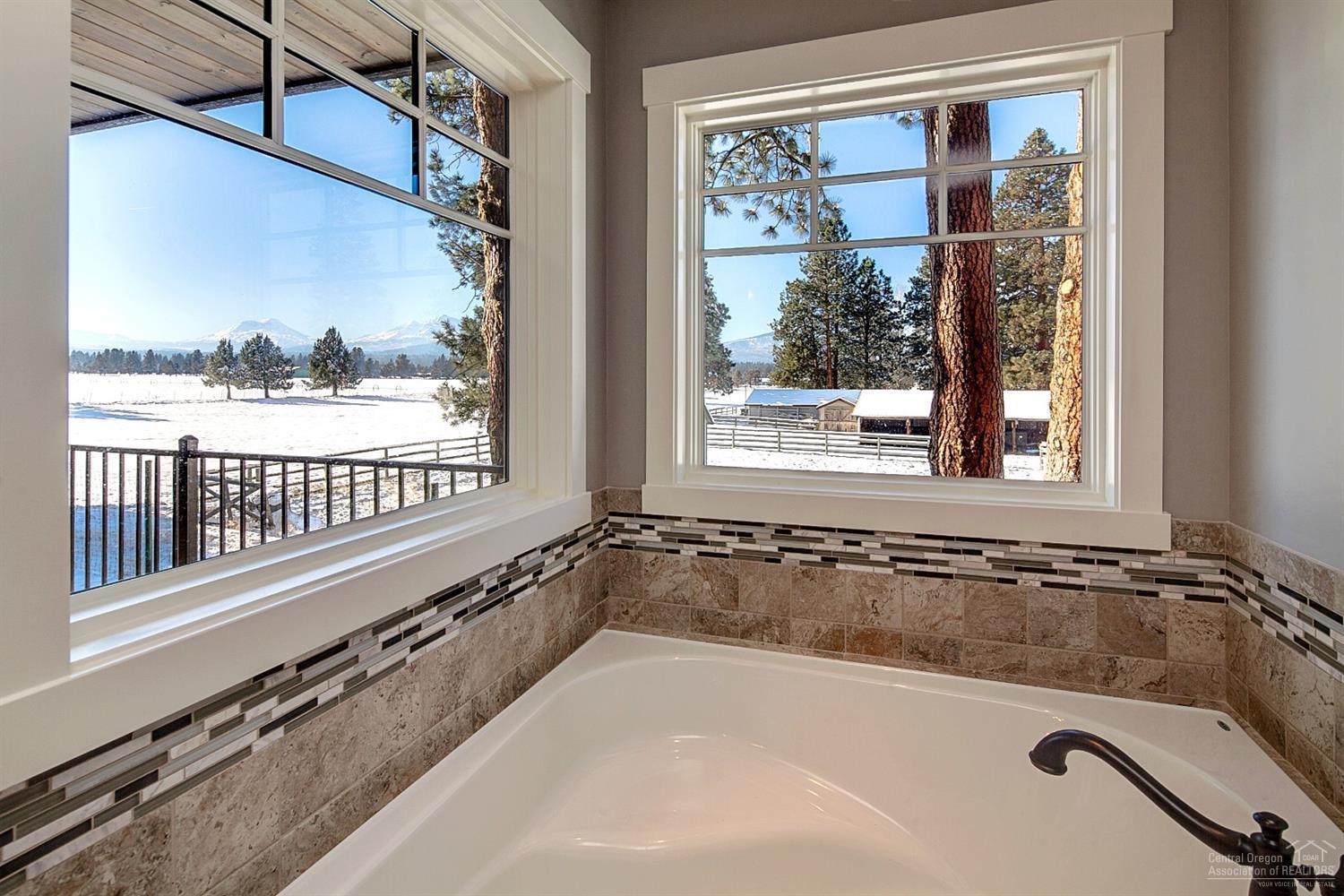 Pine Meadow Vill - Residential