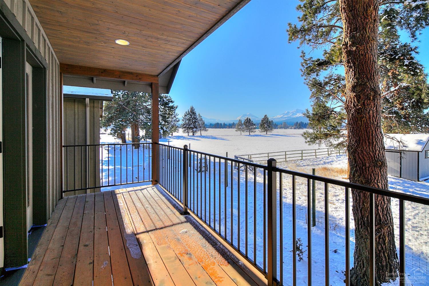 Pine Meadow Vill - Residential