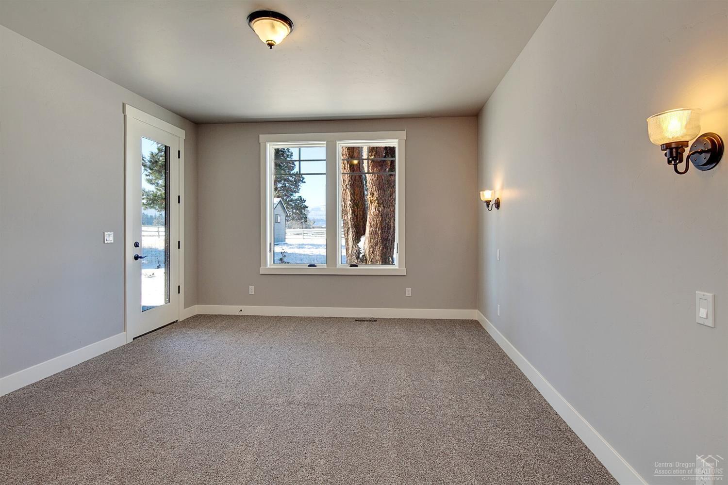 Pine Meadow Vill - Residential