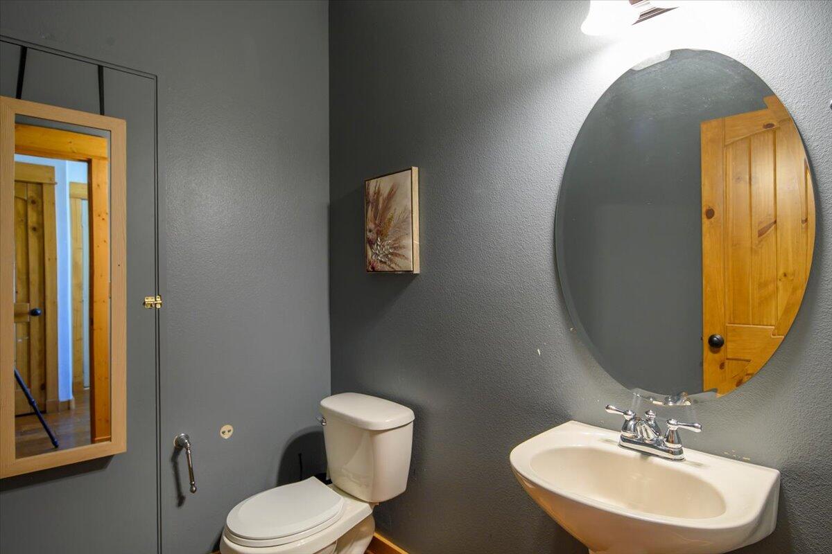 20301 Knightsbridge Place