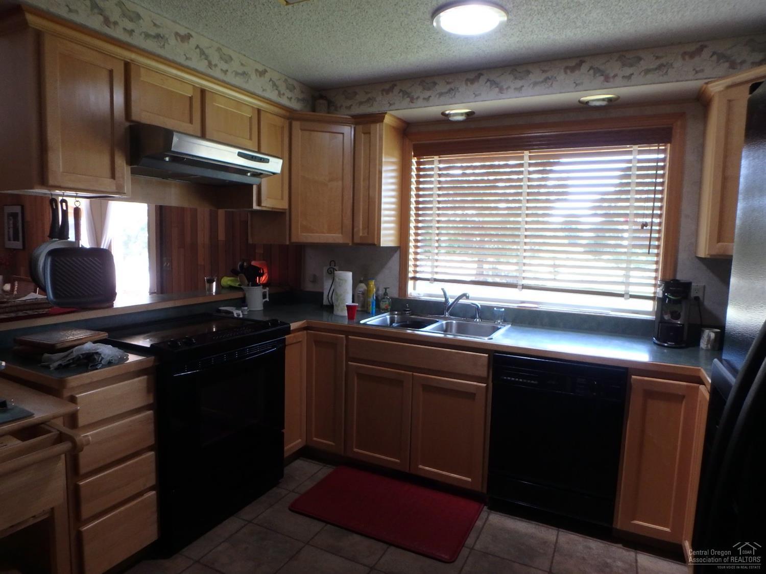 Madras Ranchos - Residential