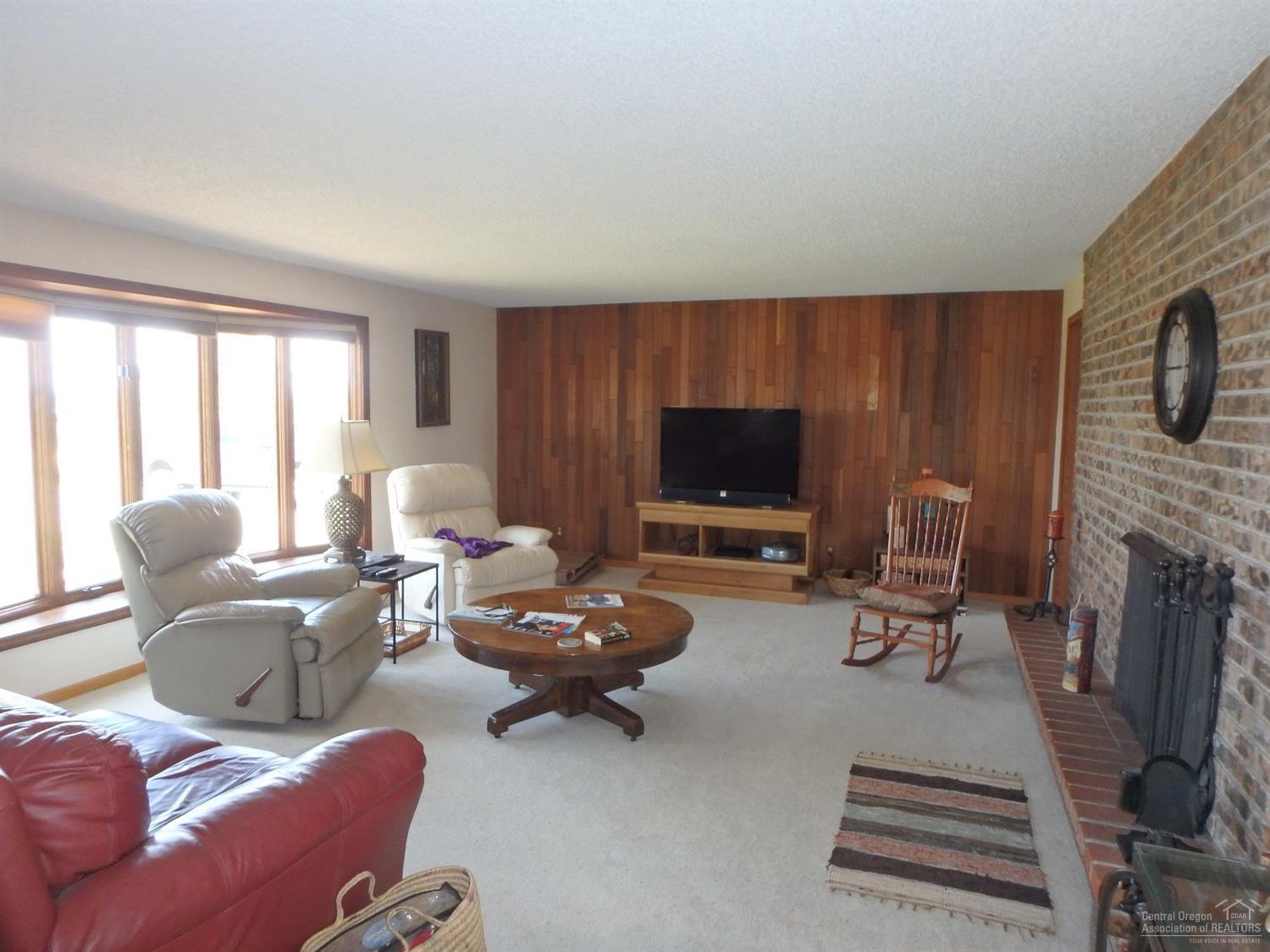 Madras Ranchos - Residential