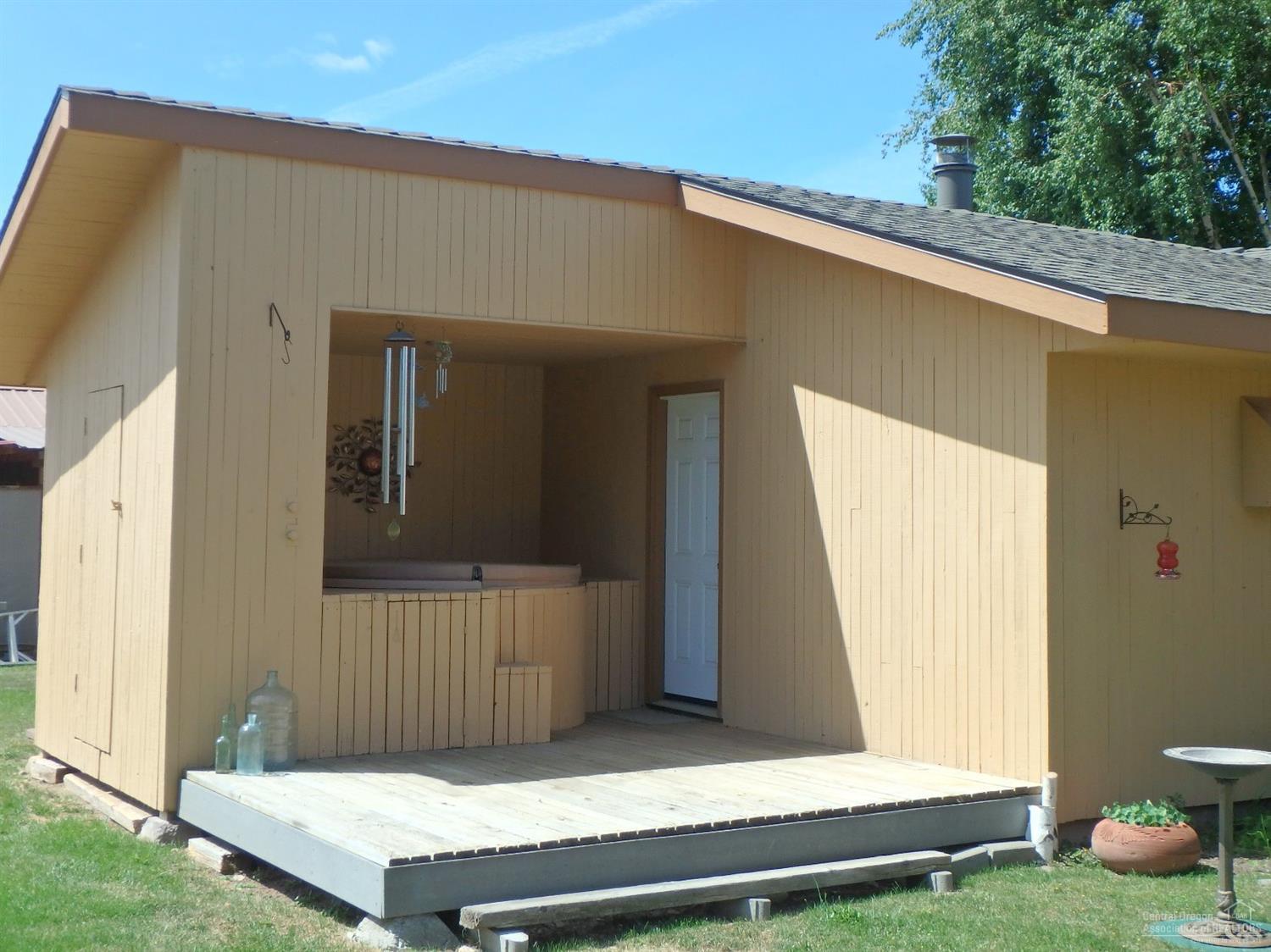 Madras Ranchos - Residential