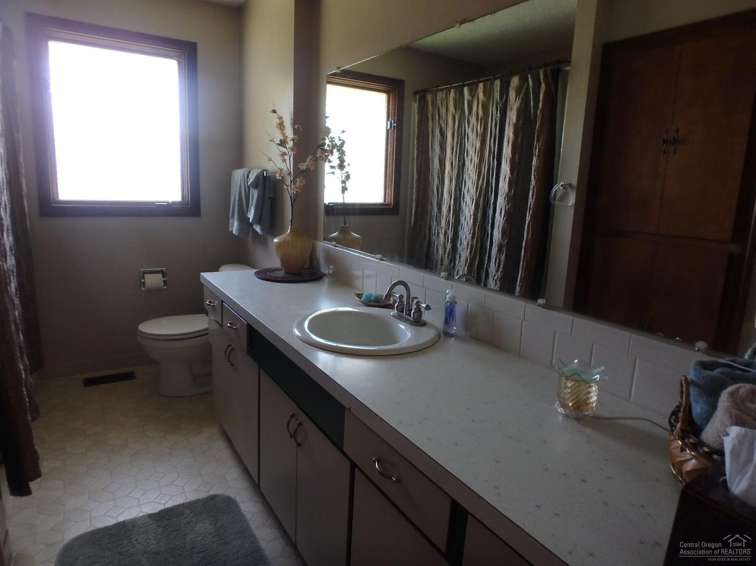 Madras Ranchos - Residential