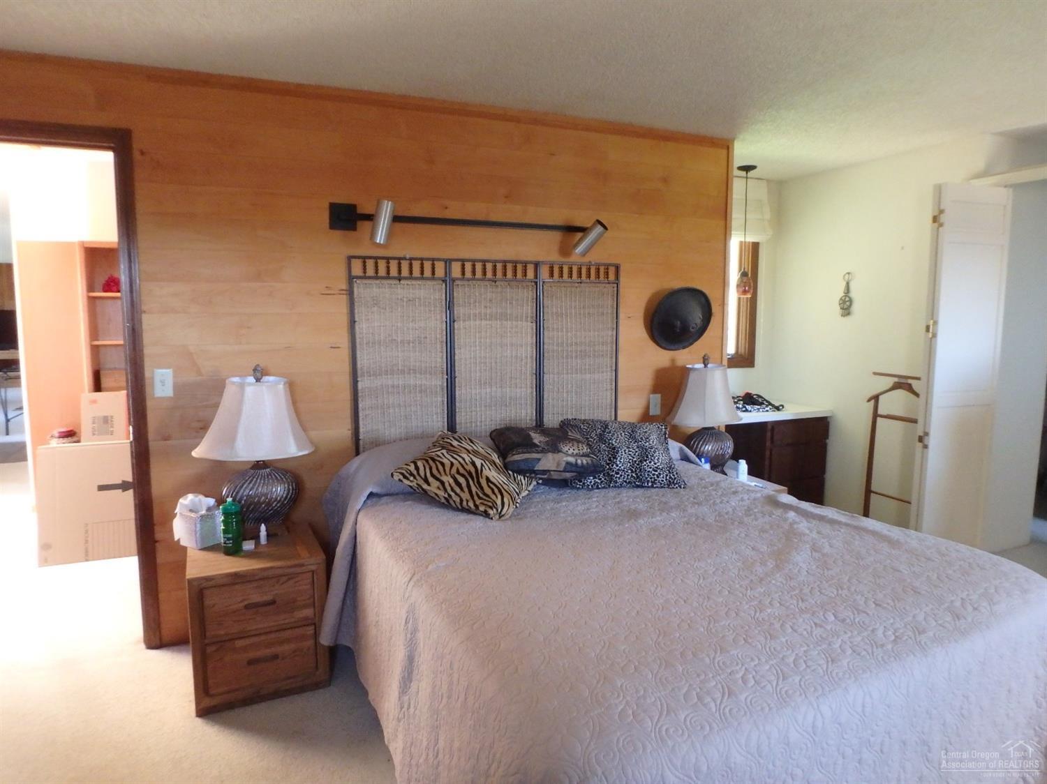 Madras Ranchos - Residential