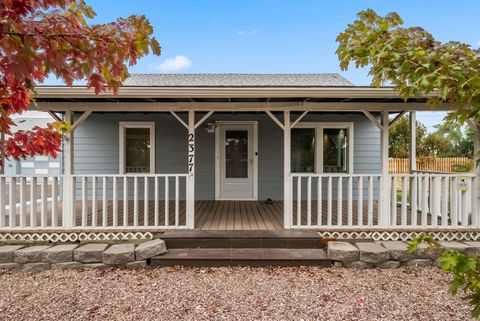 2377 N Main Street Prineville OR 97754