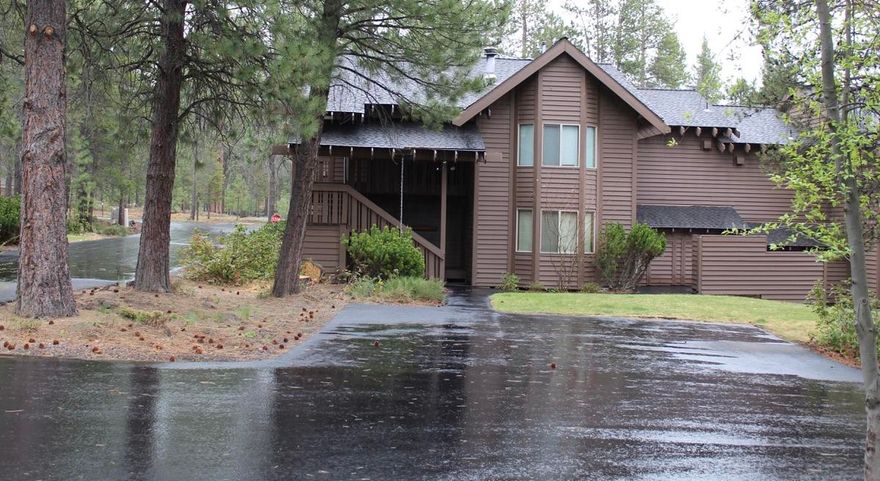 Sunriver is a place to create generations of memories! Own a 1/8 (6 weeks) deeded co-ownership. Beautifully decorated downstairs condo with an open floor plan. Enjoy your favorite beverage in front of the gas fireplace, or take a soak in the master bathroom jet tub after a day of fun. Take a swim or relax by the onsite pool. Ideally located close to the Village and SHARC. Easy access to 35 miles of paths. HOA includes ALL UTILITIES, taxes, building insurance, SROA + more. Rentable condo. Non-smoking and pet rules apply. RCI membership available.