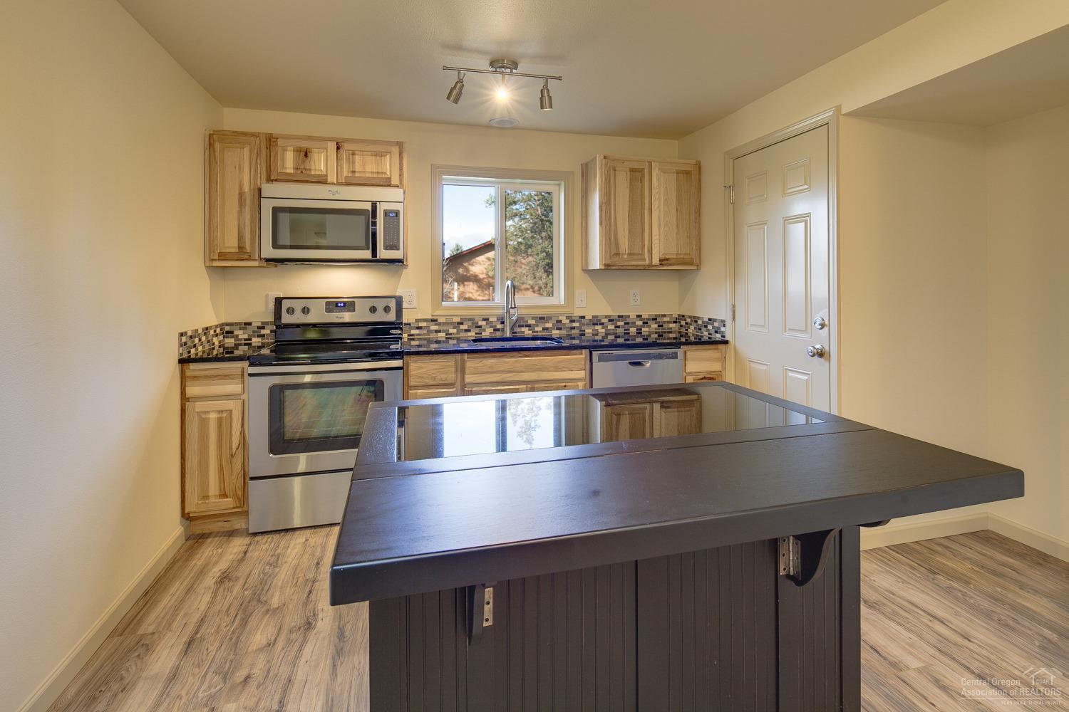 Meadowbrook Estate - Residential