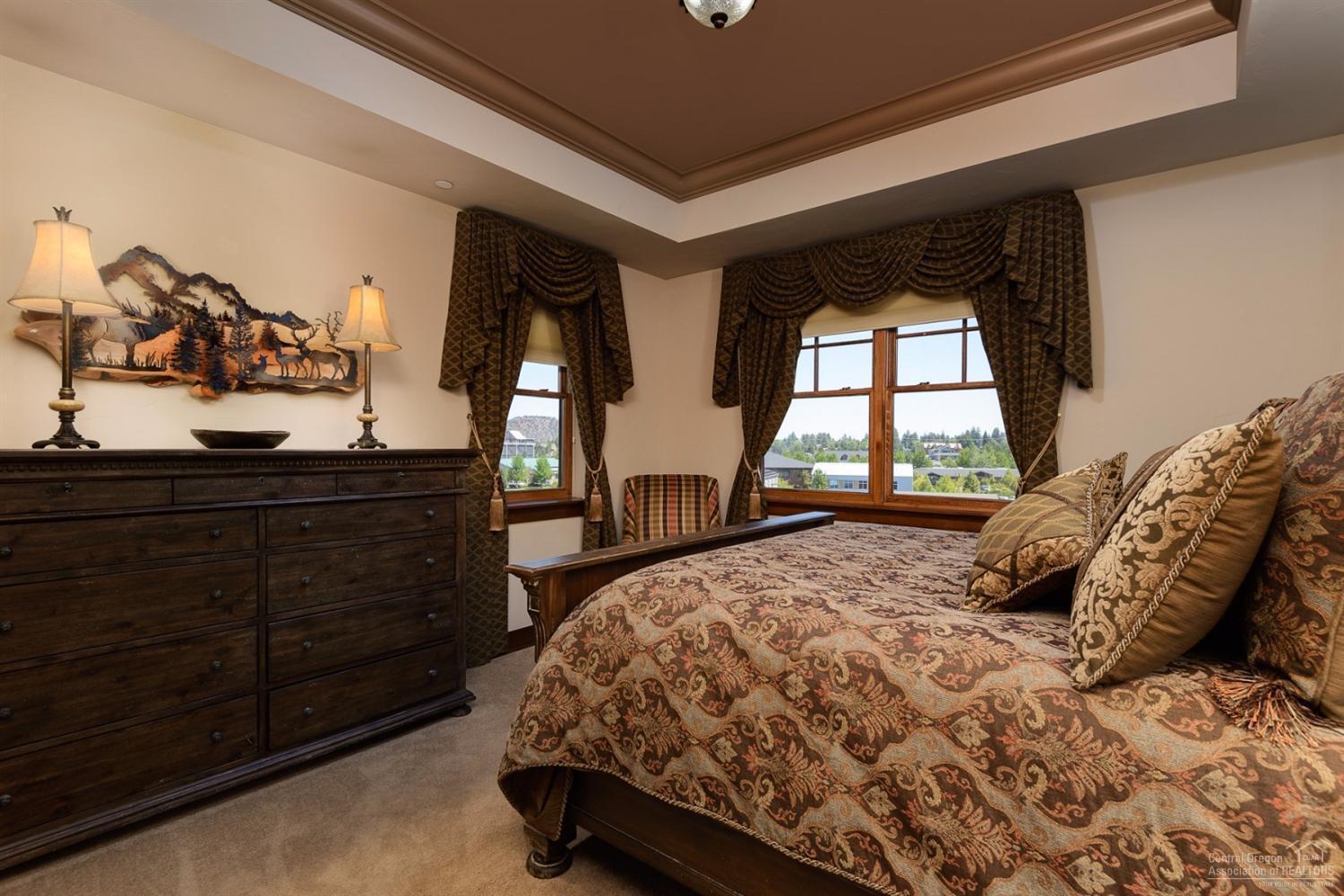 Plaza Condominiums - Residential