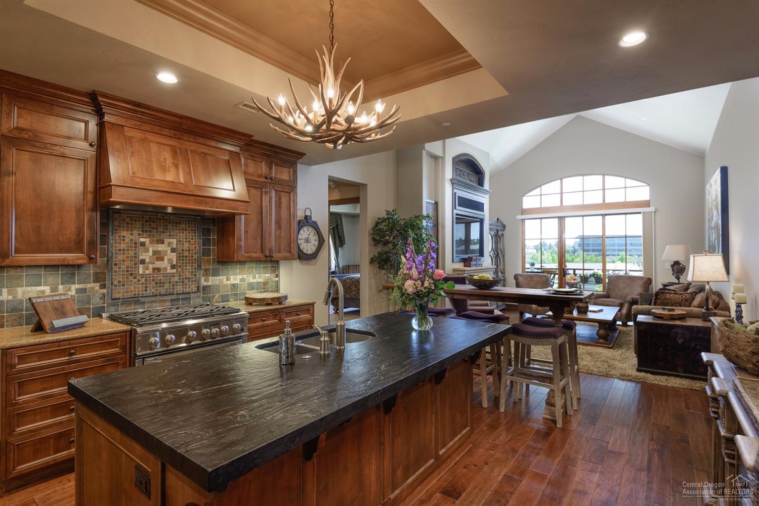 Plaza Condominiums - Residential