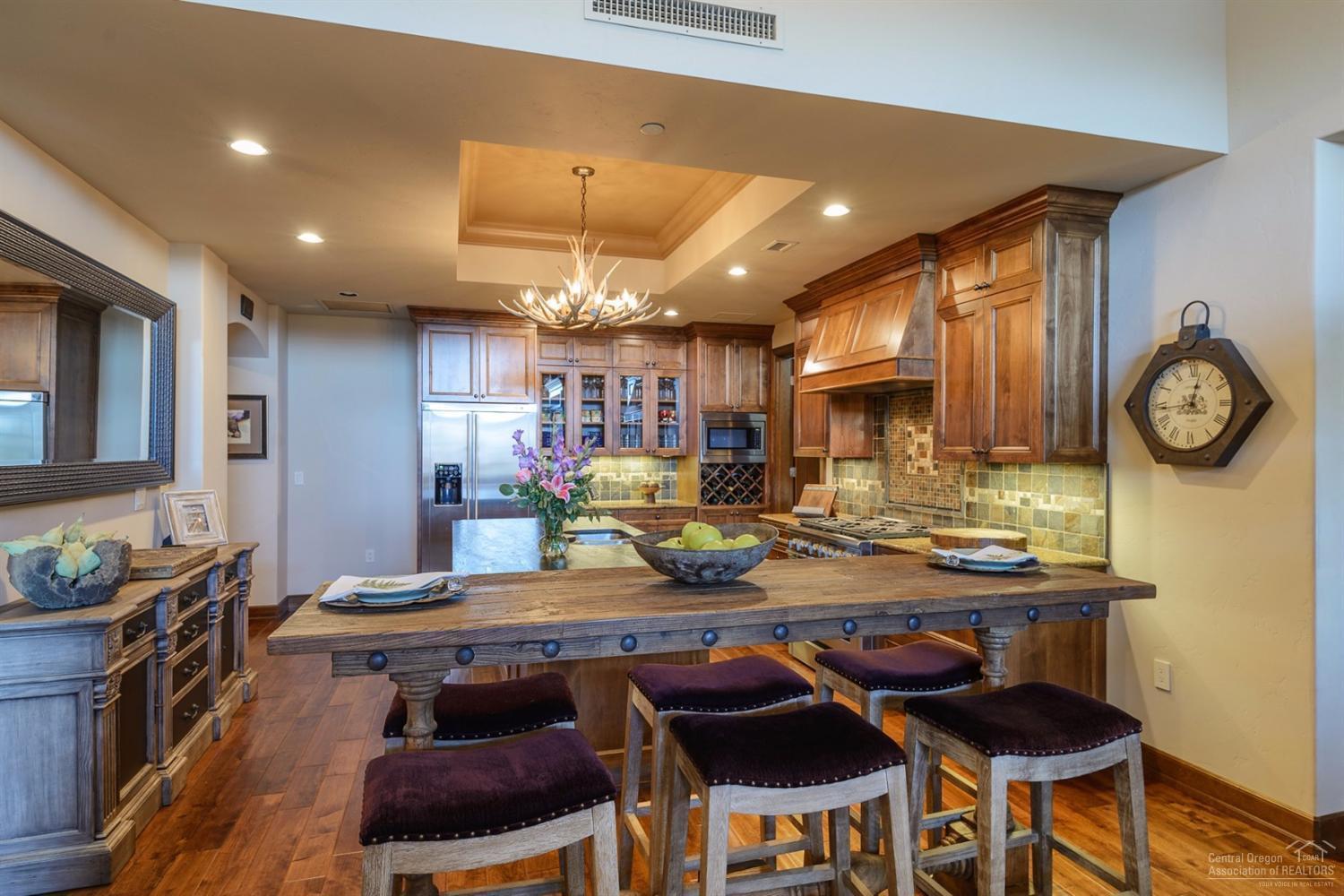 Plaza Condominiums - Residential