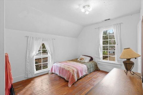 Tiny photo for 3072 Griffin Creek Road, Medford, OR 97501 (MLS # 220215844)