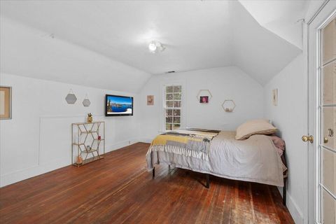 Tiny photo for 3072 Griffin Creek Road, Medford, OR 97501 (MLS # 220215844)